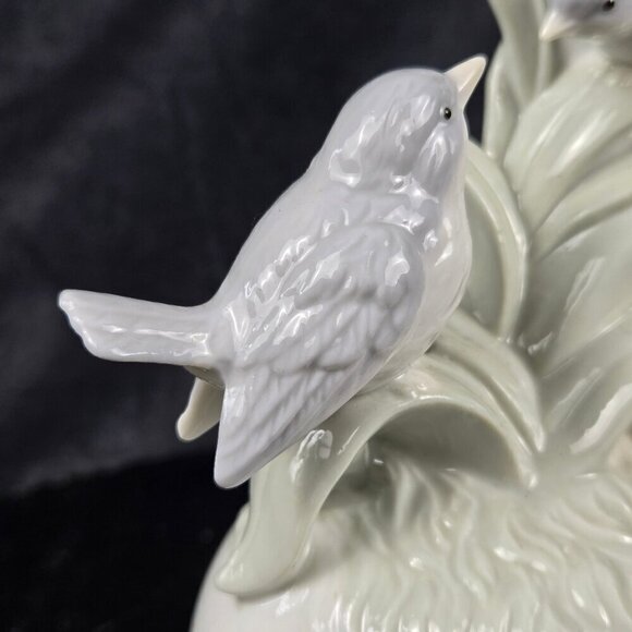Porcelain Music Box Two Birds Perched on Greenery Green Blue Cream Vintage - Picture 11 of 15